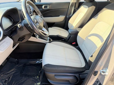 2023 Hyundai Venue SEL