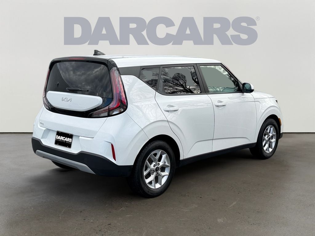 2023 Kia Soul LX