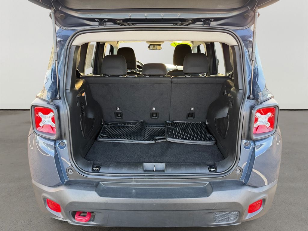 2023 Jeep Renegade Trailhawk