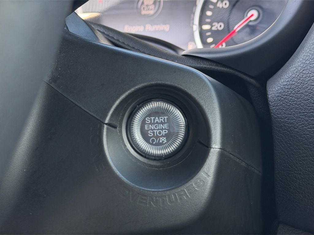 2023 Jeep Renegade Trailhawk