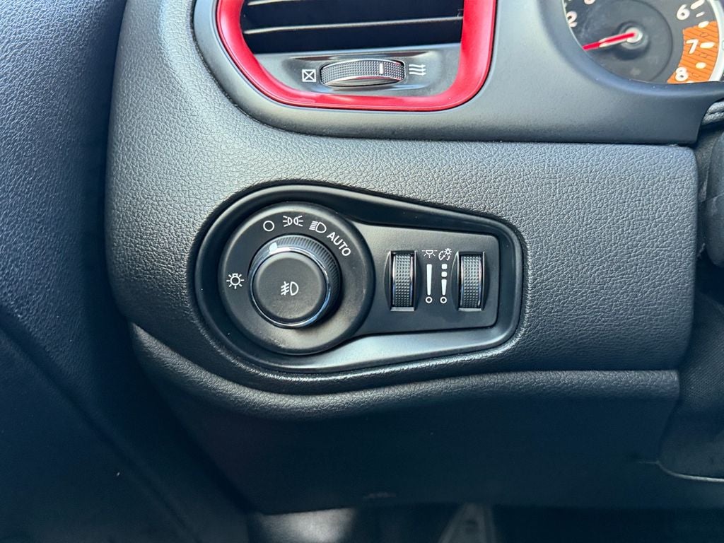 2023 Jeep Renegade Trailhawk