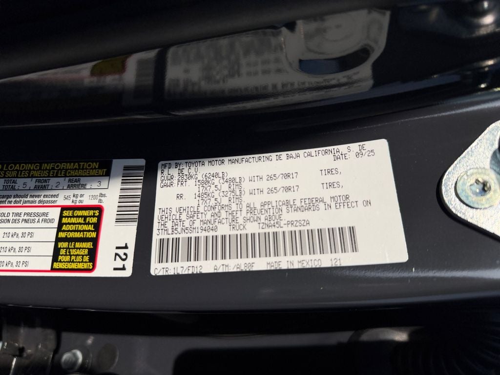 2025 Toyota Tacoma TRD Off-Road