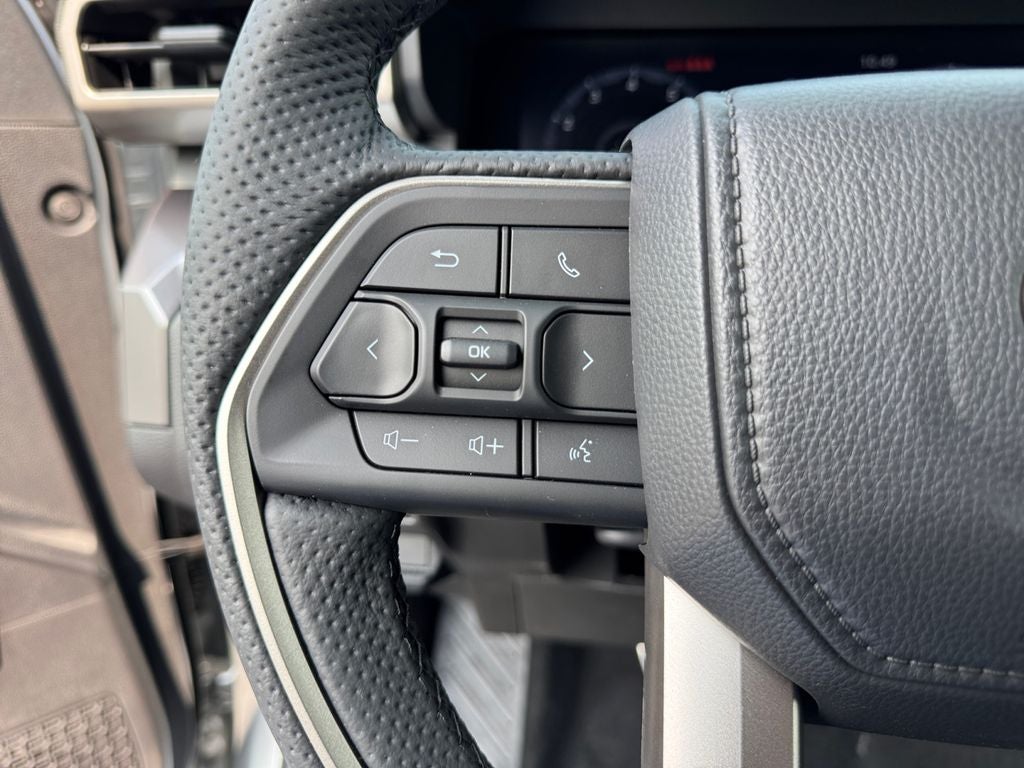 2025 Toyota Tacoma Hybrid TRD Sport