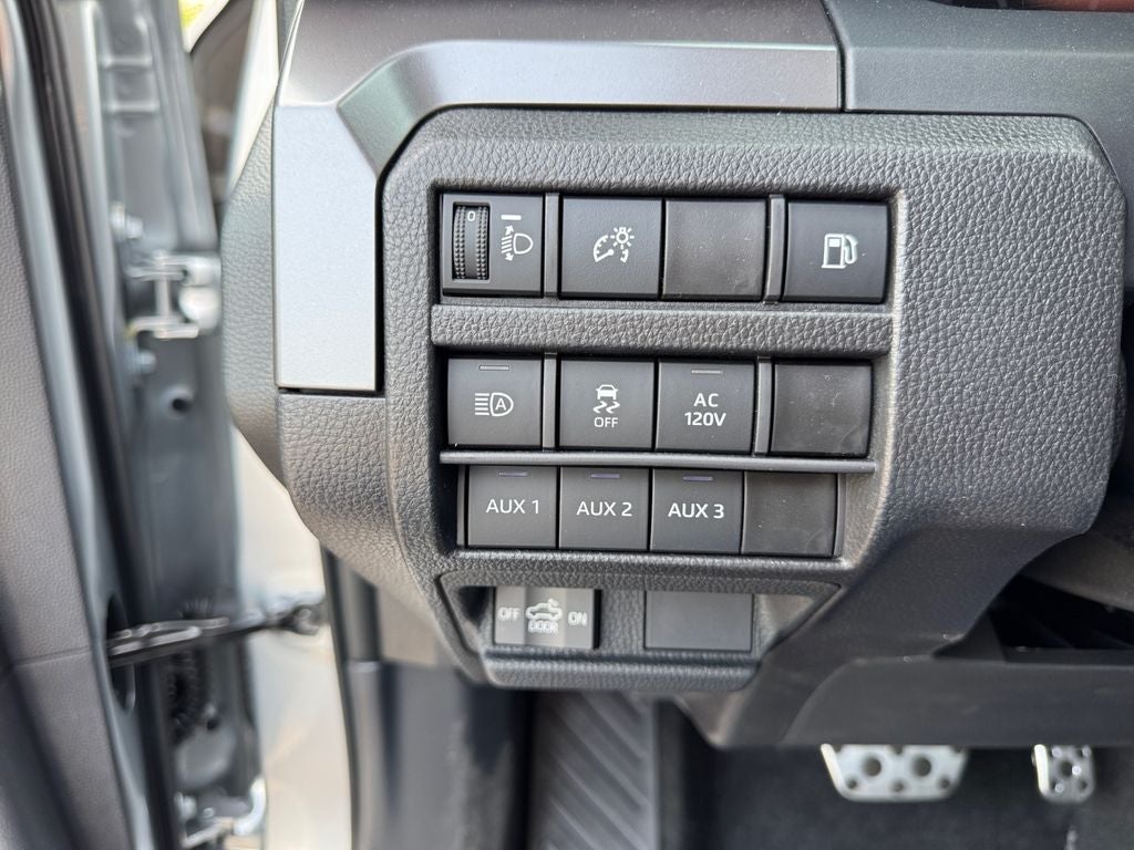 2025 Toyota Tacoma Hybrid TRD Sport