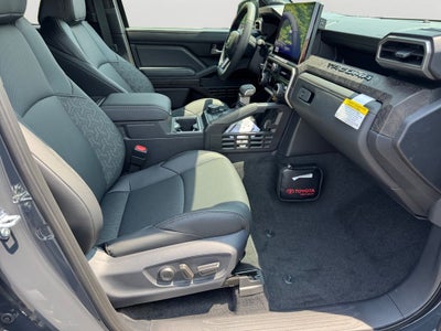 2025 Toyota Tacoma Hybrid Limited