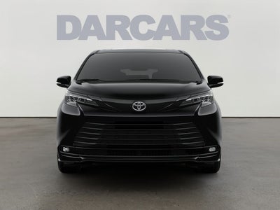 2026 Toyota Sienna Woodland Edition 7 Passenger