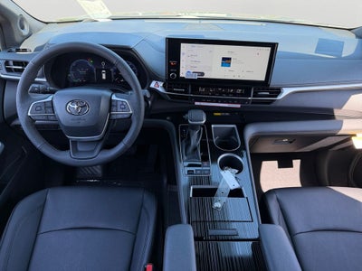 2026 Toyota Sienna Woodland Edition 7 Passenger