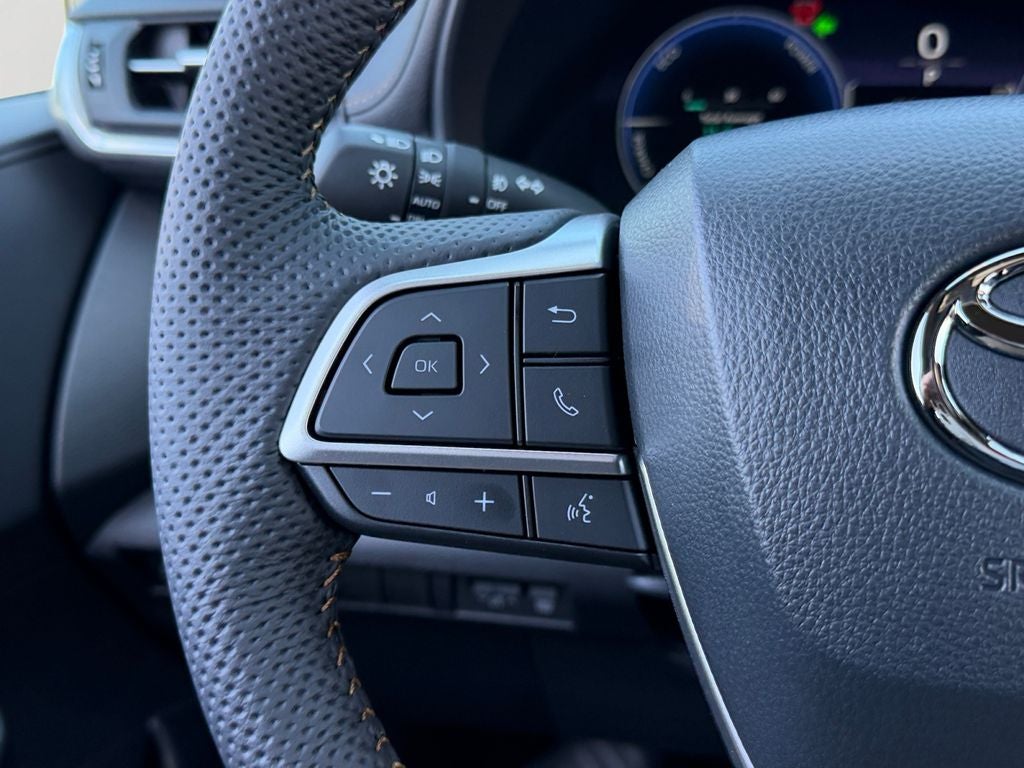 2026 Toyota Sienna Woodland Edition 7 Passenger