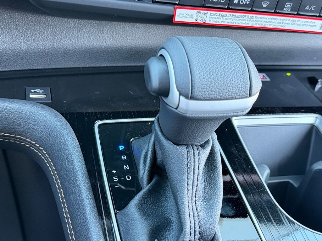 2026 Toyota Sienna Woodland Edition 7 Passenger