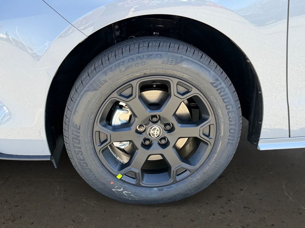 2026 Toyota Sienna Woodland Edition 7 Passenger