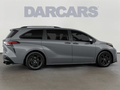 2026 Toyota Sienna Woodland Edition 7 Passenger