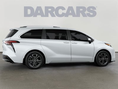 2026 Toyota Sienna Platinum 7 Passenger