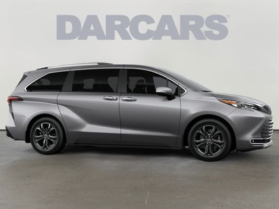 2026 Toyota Sienna Platinum 7 Passenger