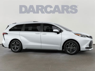 2026 Toyota Sienna Platinum 7 Passenger