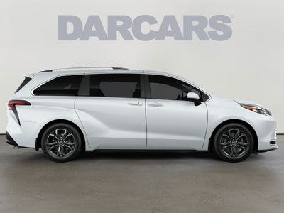 2026 Toyota Sienna Platinum 7 Passenger