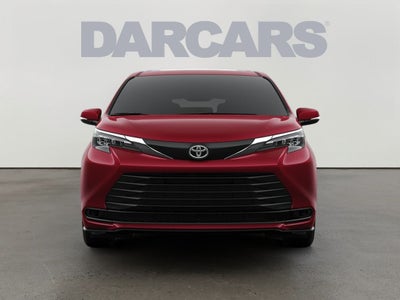 2026 Toyota Sienna LE 8 Passenger