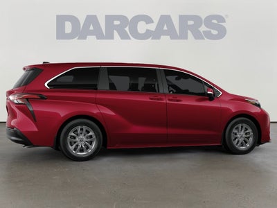 2026 Toyota Sienna LE 8 Passenger