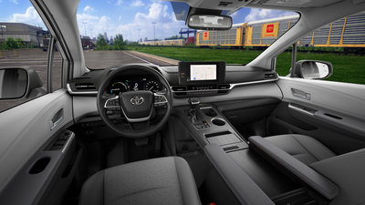 2026 Toyota Sienna LE 8 Passenger