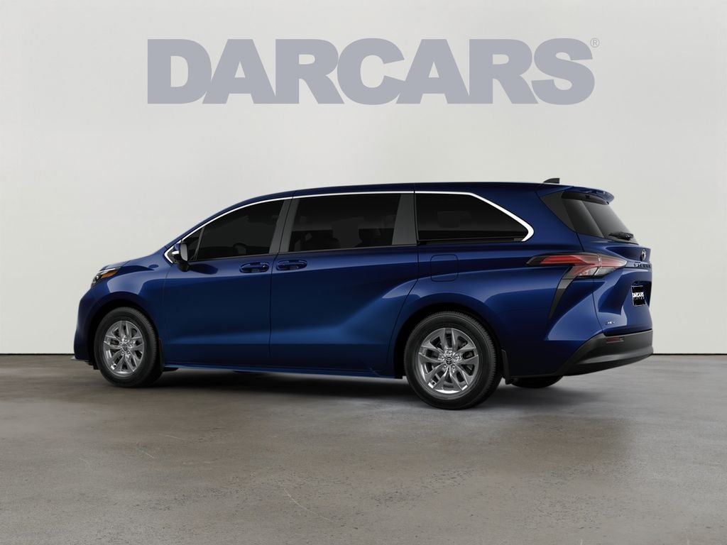 2026 Toyota Sienna LE 8 Passenger