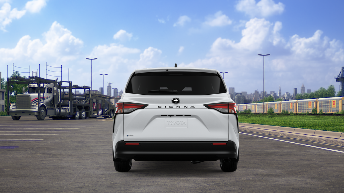2026 Toyota Sienna LE 8 Passenger