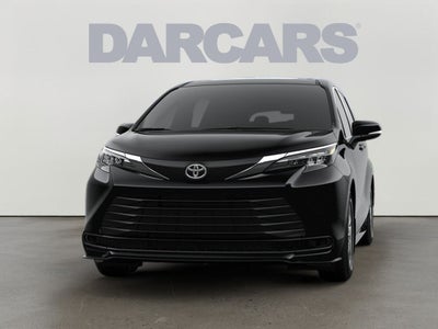 2026 Toyota Sienna LE 8 Passenger
