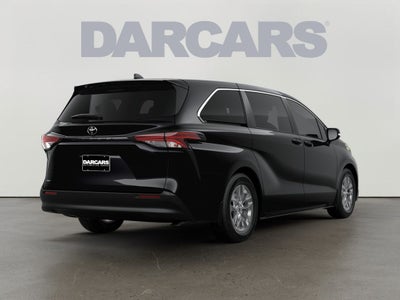2026 Toyota Sienna LE 8 Passenger