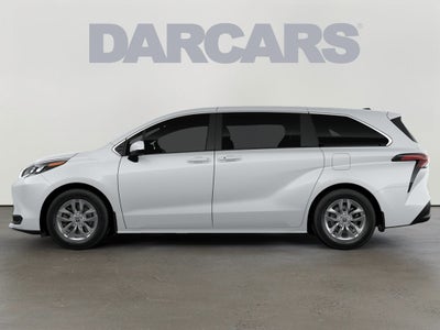 2026 Toyota Sienna LE 8 Passenger