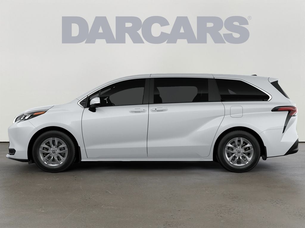 2026 Toyota Sienna LE 8 Passenger