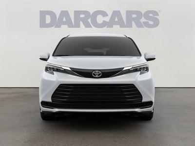 2026 Toyota Sienna LE 8 Passenger