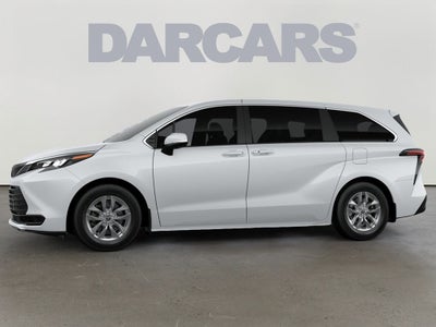 2026 Toyota Sienna LE 8 Passenger