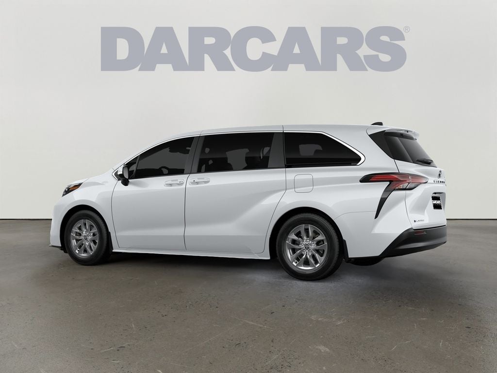 2026 Toyota Sienna LE 8 Passenger