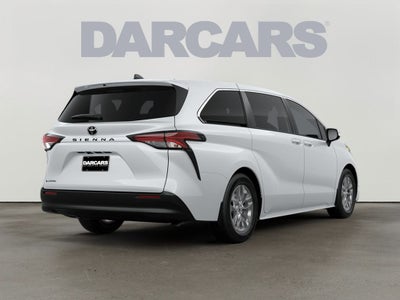 2026 Toyota Sienna LE 8 Passenger