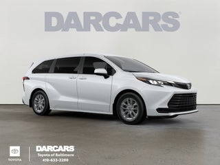 2026 Toyota Sienna LE 8 Passenger