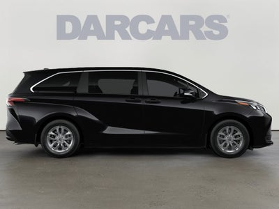 2026 Toyota Sienna LE 8 Passenger