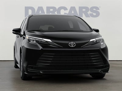 2026 Toyota Sienna LE 8 Passenger