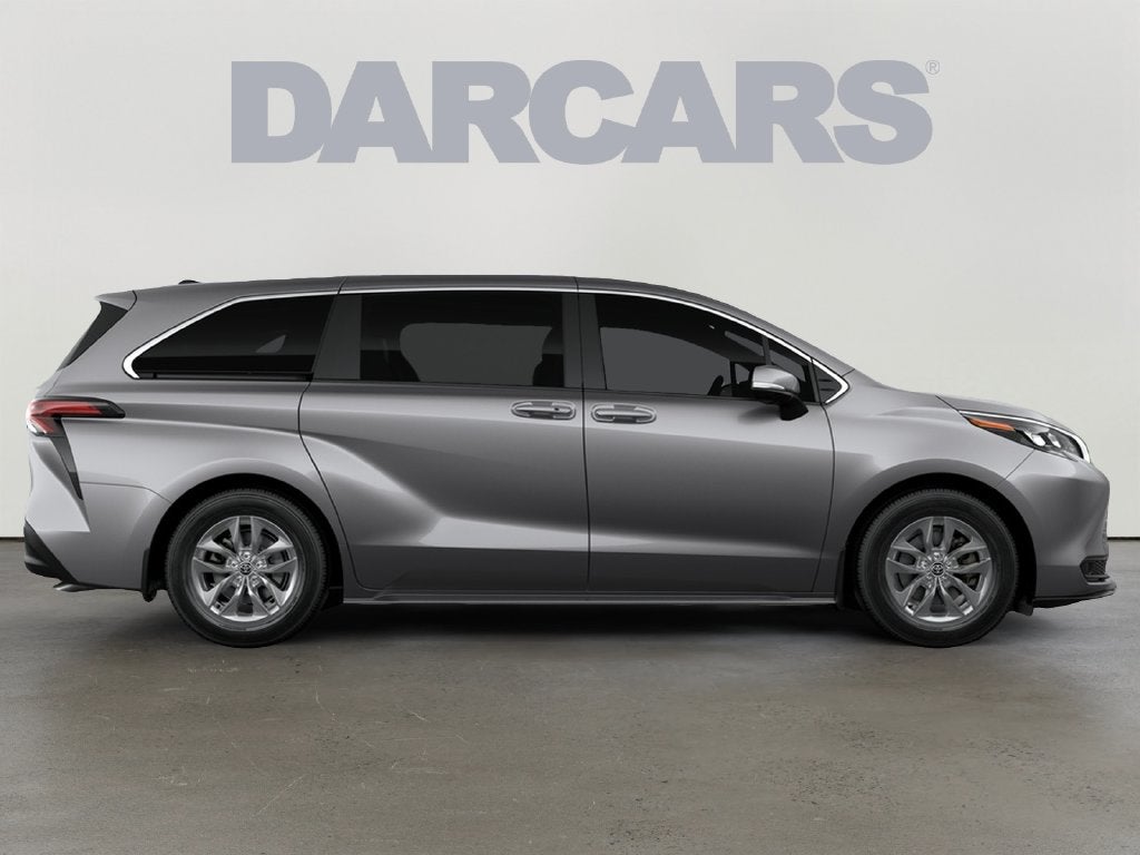 2026 Toyota Sienna LE 8 Passenger