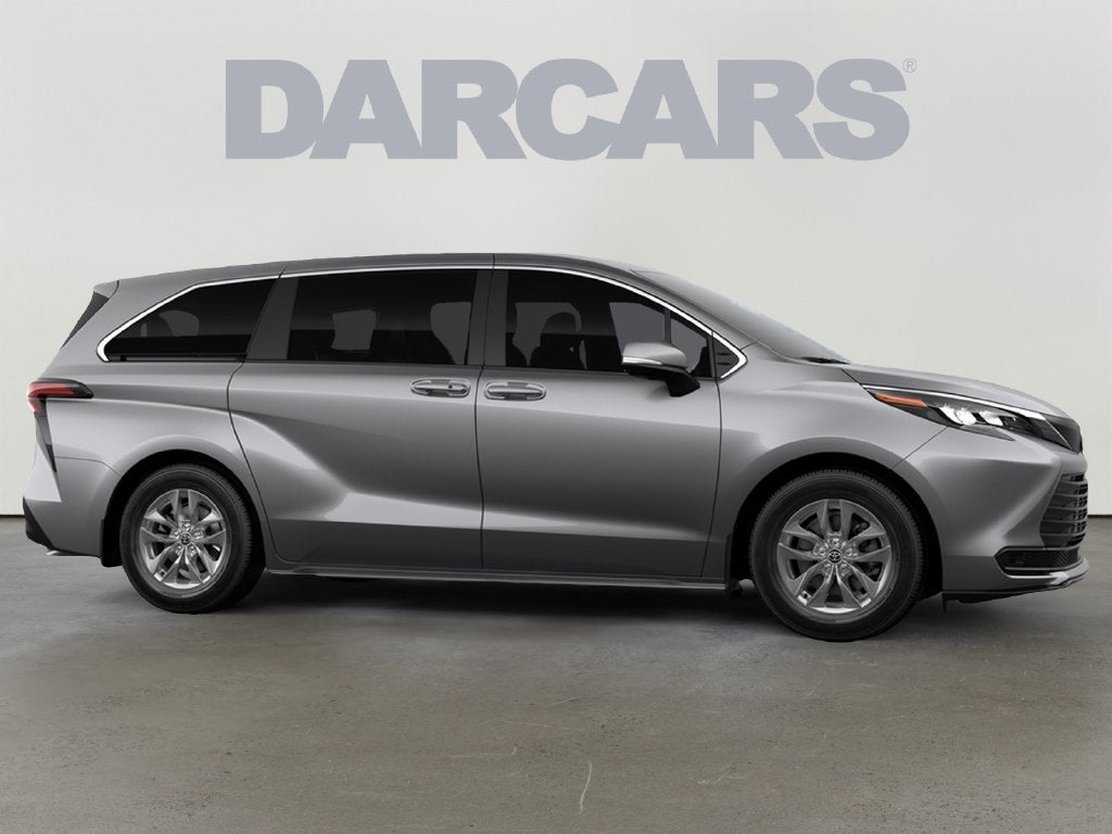 2026 Toyota Sienna LE 8 Passenger