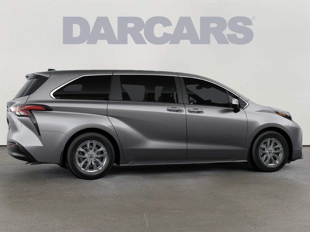 2026 Toyota Sienna LE 8 Passenger