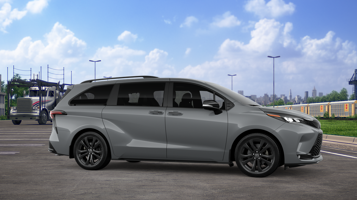 2026 Toyota Sienna XSE 7 Passenger