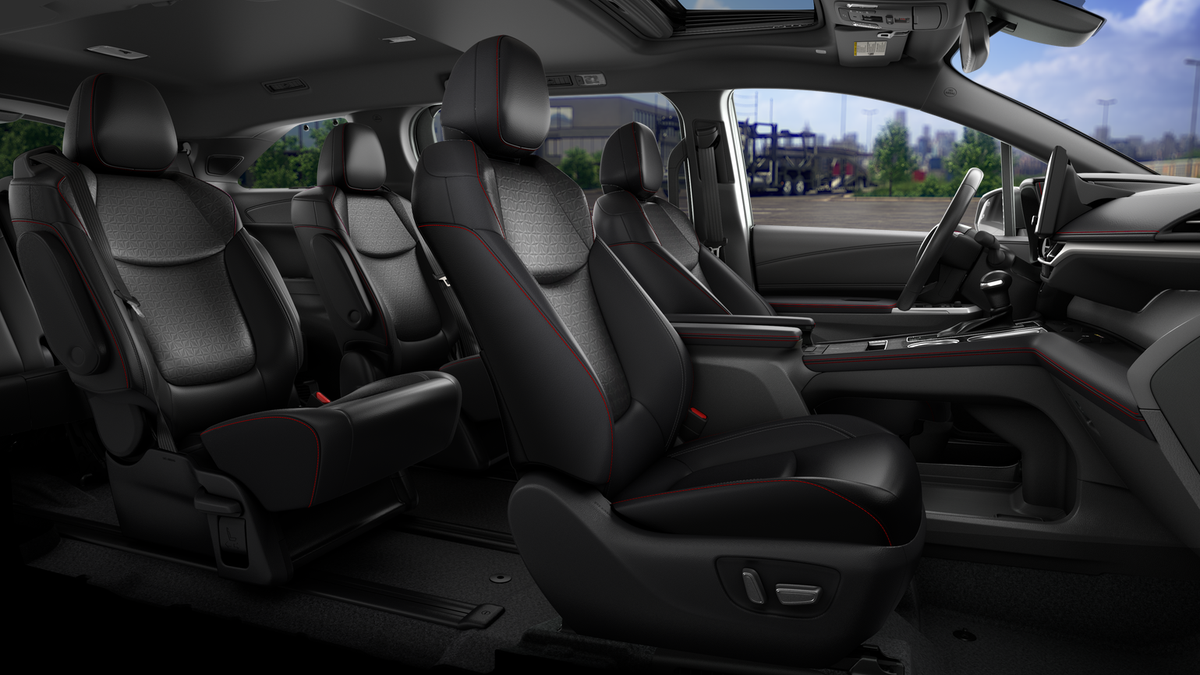 2026 Toyota Sienna XSE 7 Passenger