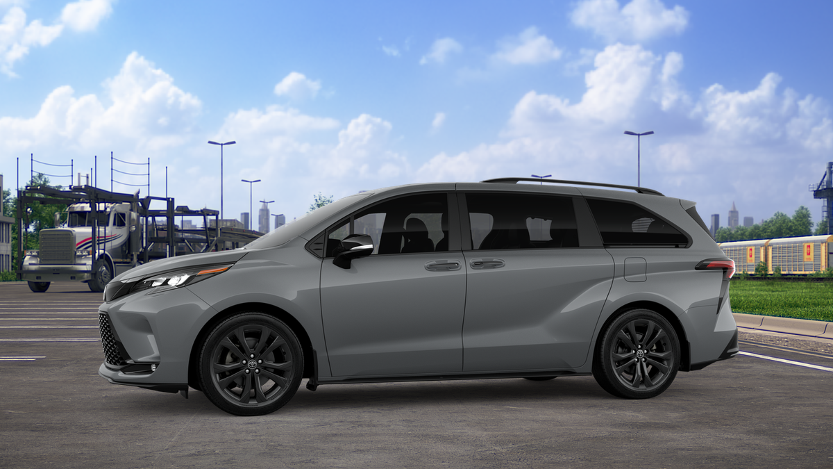 2026 Toyota Sienna XSE 7 Passenger
