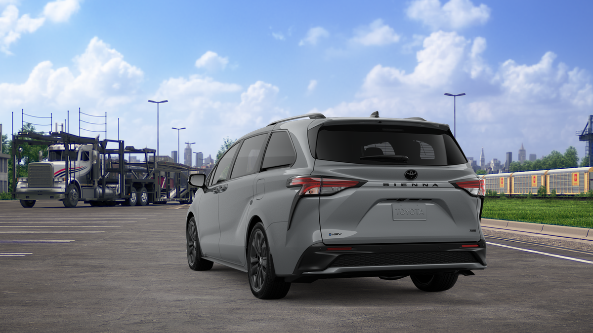 2026 Toyota Sienna XSE 7 Passenger