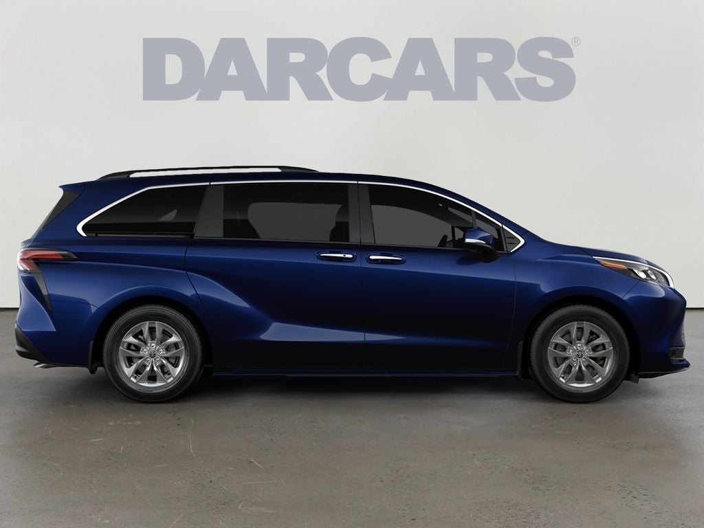 2026 Toyota Sienna XLE 8 Passenger