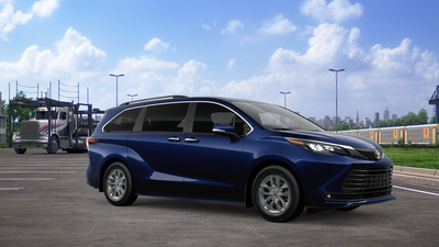 2026 Toyota Sienna XLE 8 Passenger
