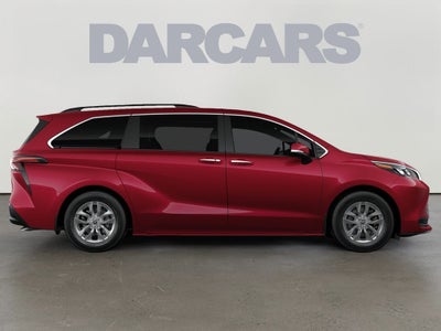 2026 Toyota Sienna XLE 7 Passenger
