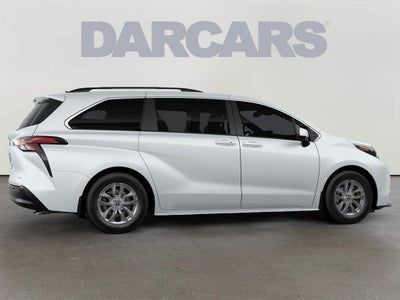 2026 Toyota Sienna XLE 7 Passenger
