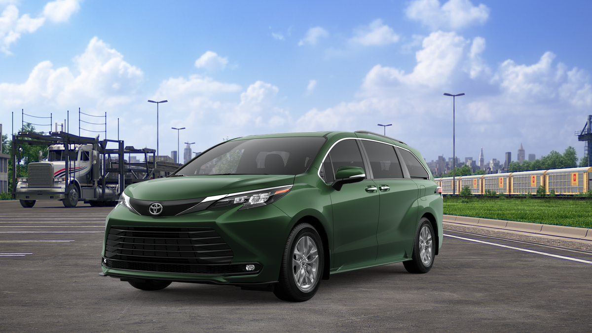 2026 Toyota Sienna XLE 7 Passenger