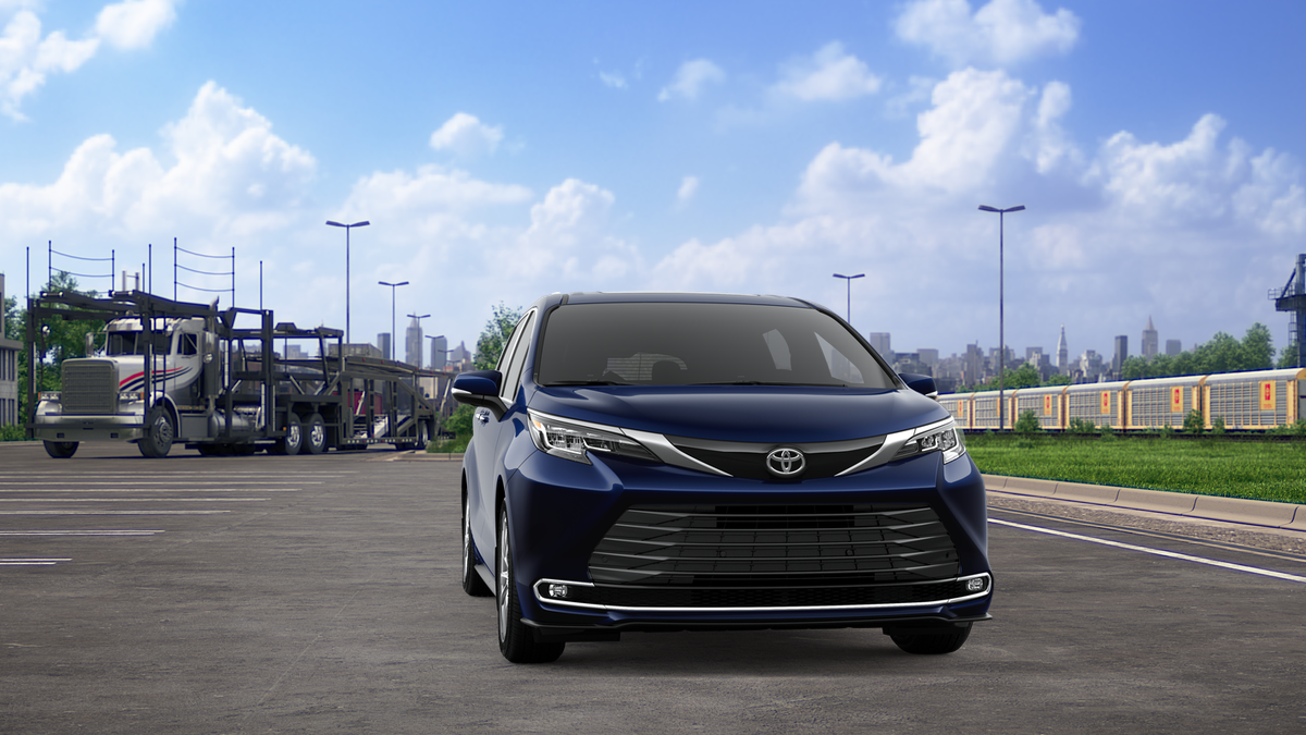 2026 Toyota Sienna Limited 7 Passenger
