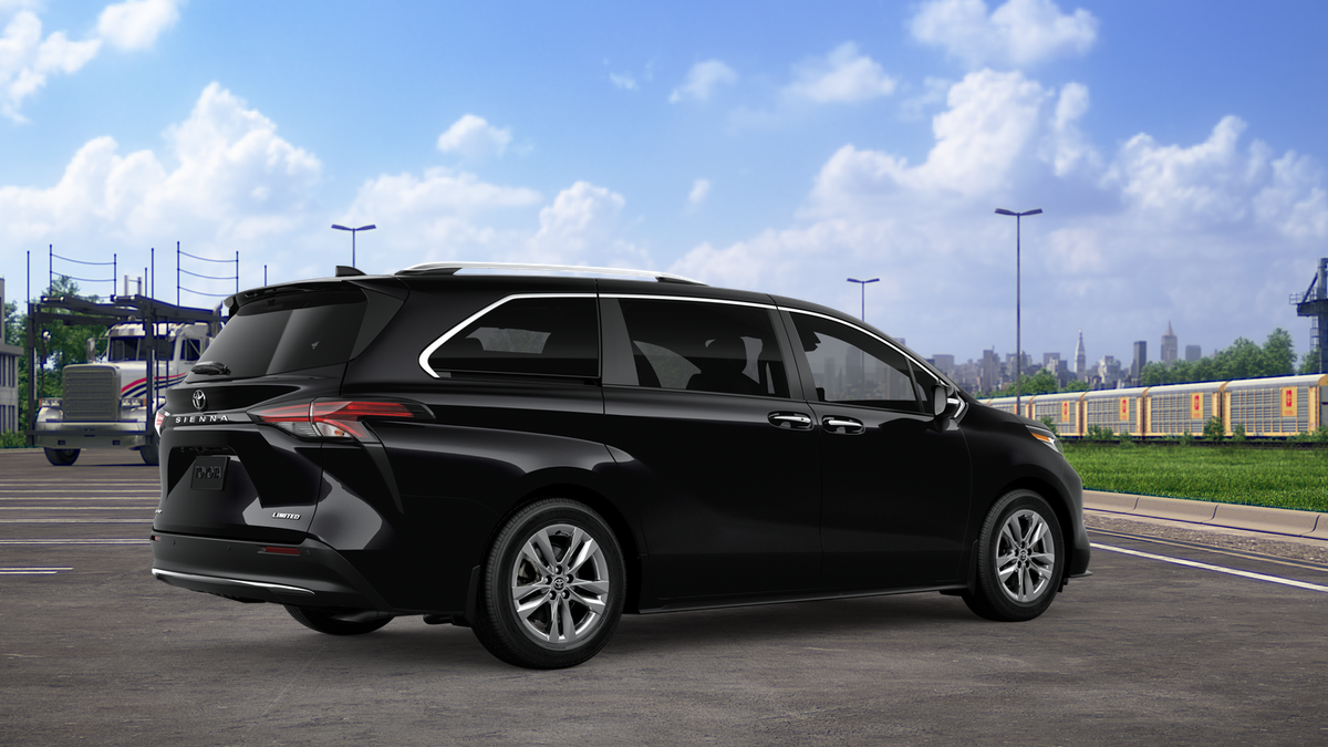 2026 Toyota Sienna Limited 7 Passenger