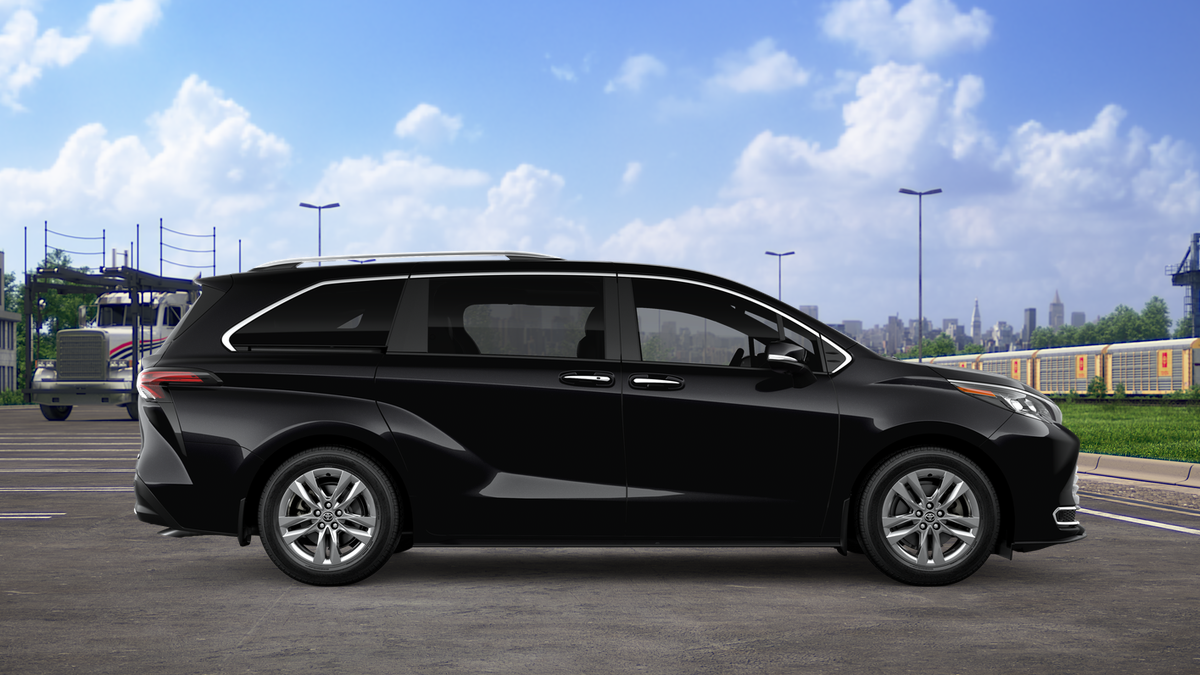 2026 Toyota Sienna Limited 7 Passenger